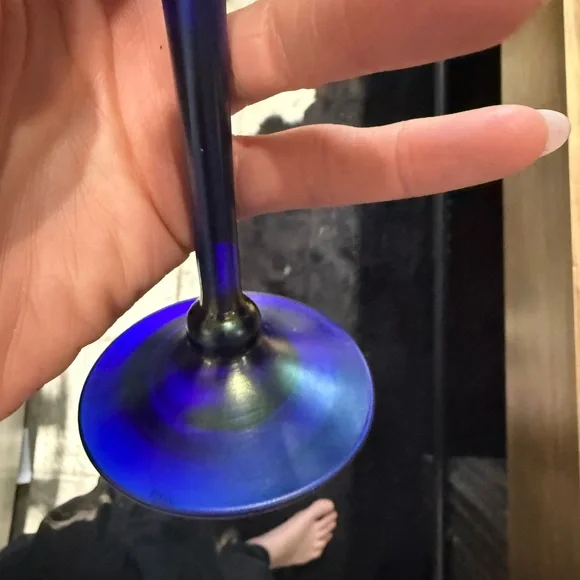 Vintage Artisan Blown Carnival Glass Champagne Flutes - Picture 15 of 16